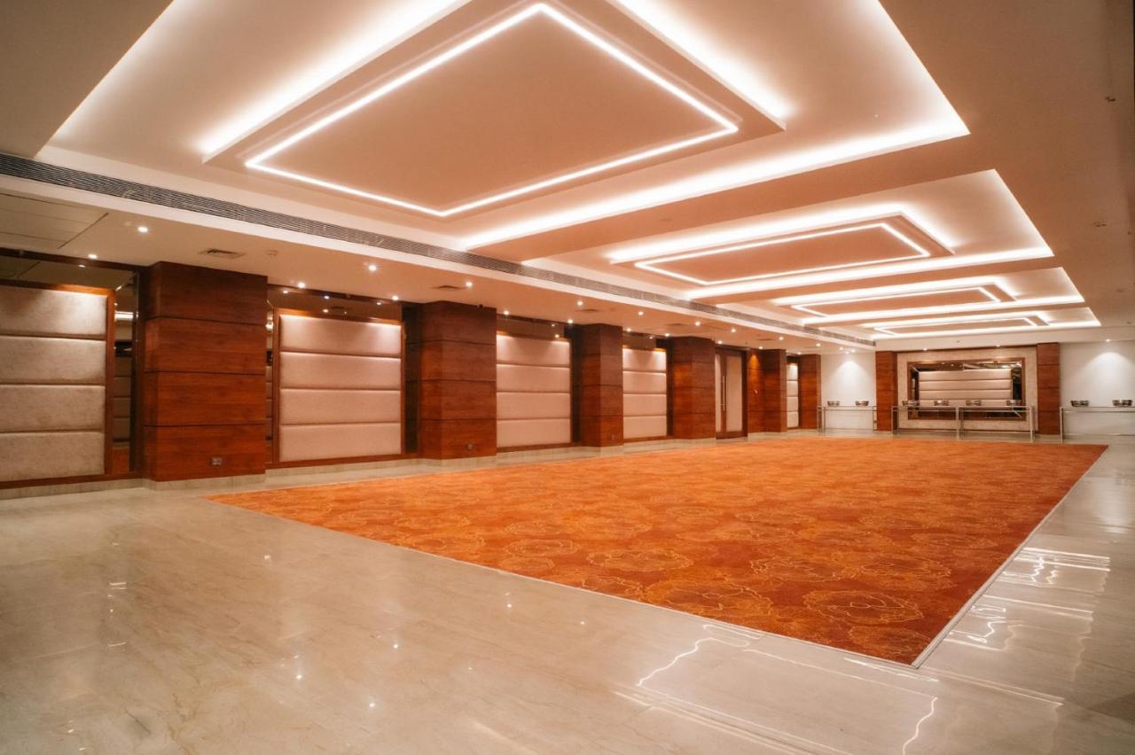 Playotel Premier Vijay Nagar Индаур Экстерьер фото